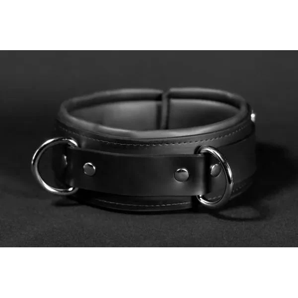 Neoprene Locking Bondage Collar - Sort