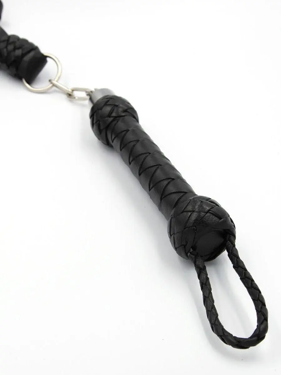 Mister B Impact Premium Leather Flogger Curling Mechanism - Bilde 2