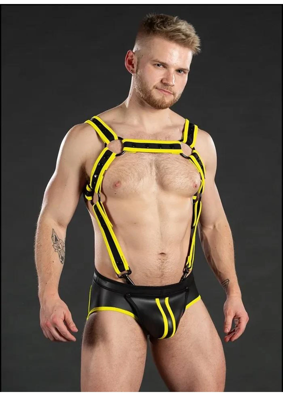 Neo Carbon Black Crossbow Harness