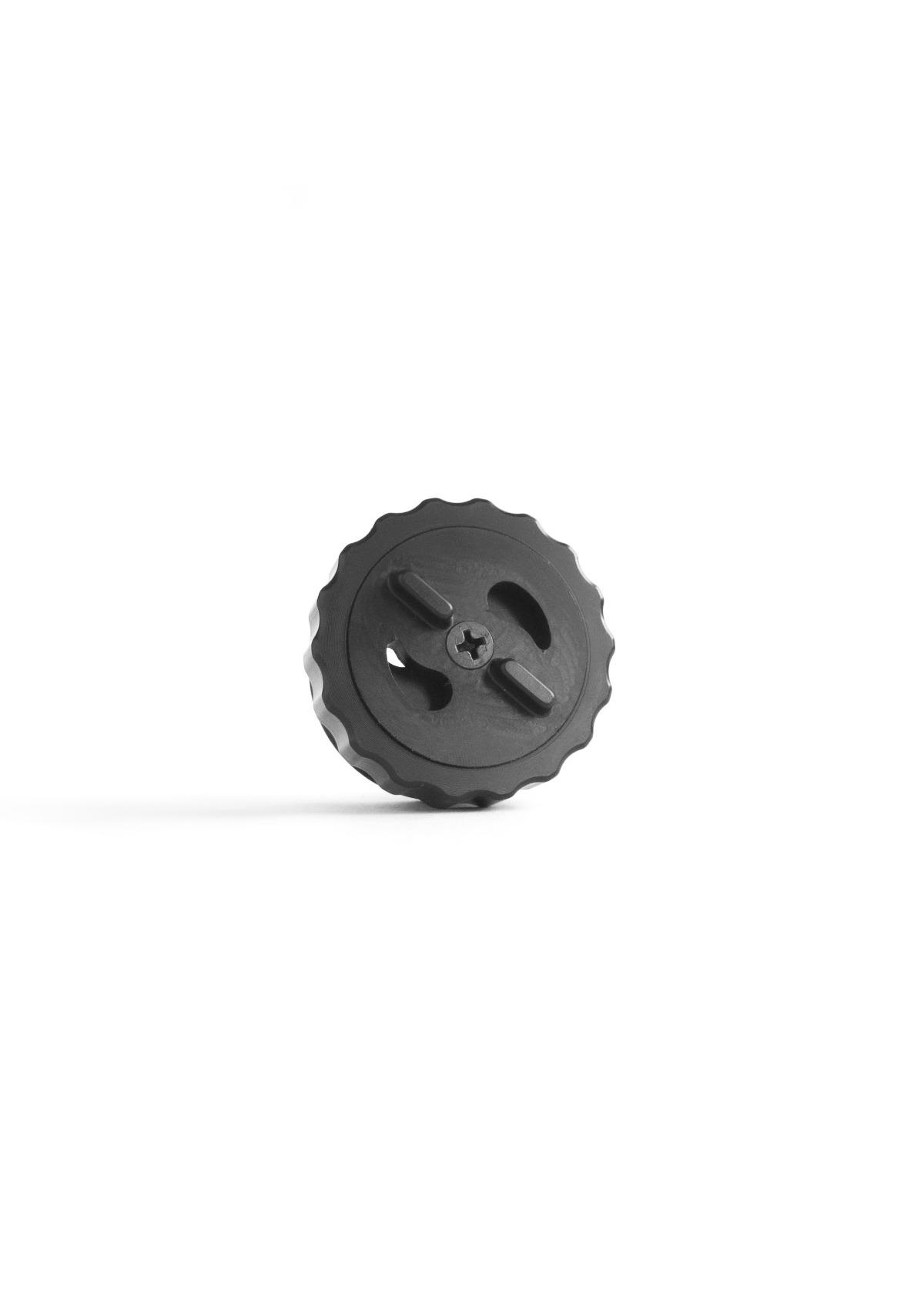 Gas Mask Twisting Breath Reducer