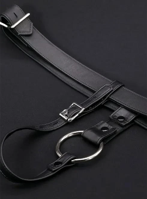 Deluxe Locking Buttplug Harness